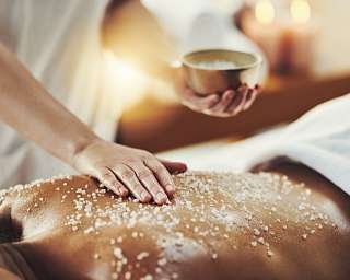 Tiefe Entspannung durch achtsame Berührung – Spa-Momente mit WUNDERORTE
