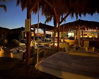 Lounge-Nacht an der Beachbar – The Breakers WUNDERORTE