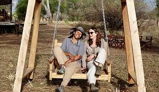 natural responsible safari fransisca martina schaukel lachen